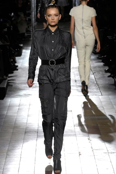 Look 7